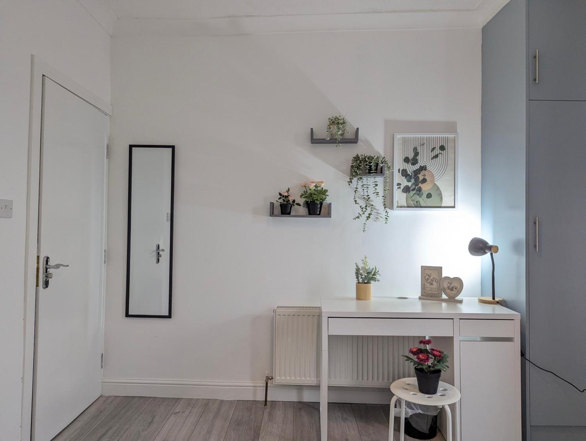 Modern Double W Private Bath & Free Parking Casa vacanze